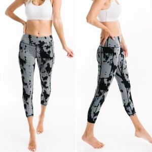 ZYIA Black and Gray Splatter Leggings